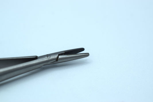 Castroviejo TC insert Round Handle Straight 14cm Needle Size 5-0,6-0,7-0 Cod 1004-18.