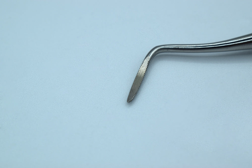 Heidbrink with SERRATED edges 2,5 Right COD 1001-25b.