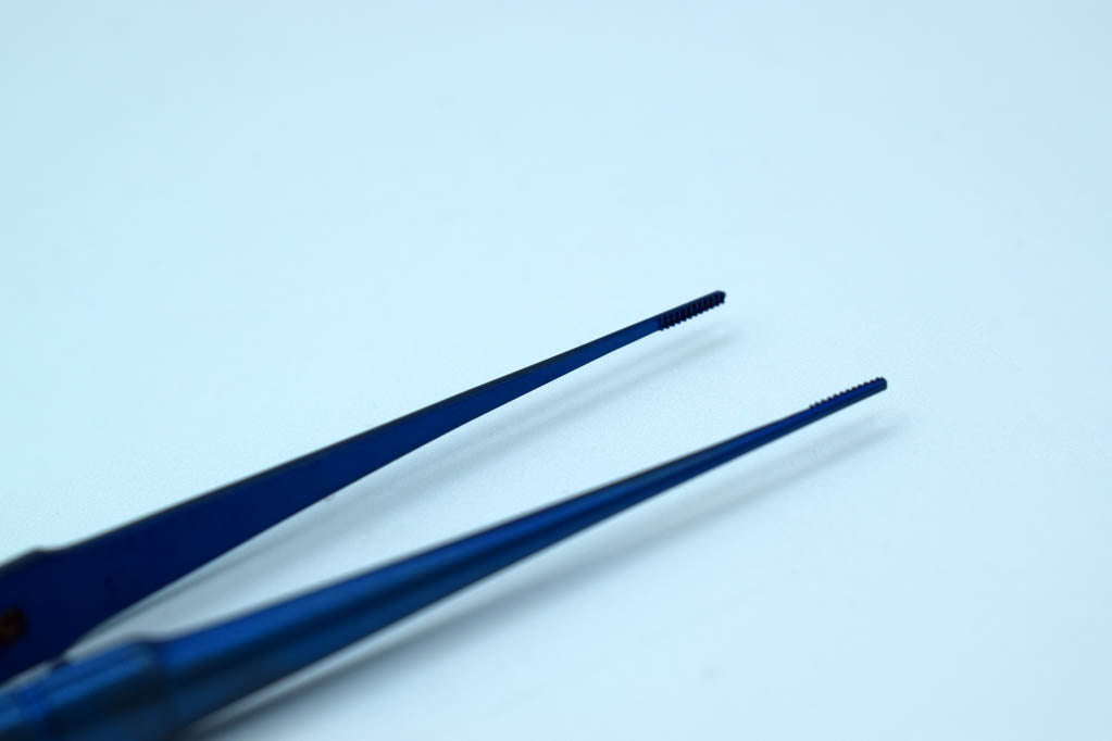 fine collysurgical atraumatic TITANIUM Straight Cod 1012-44.