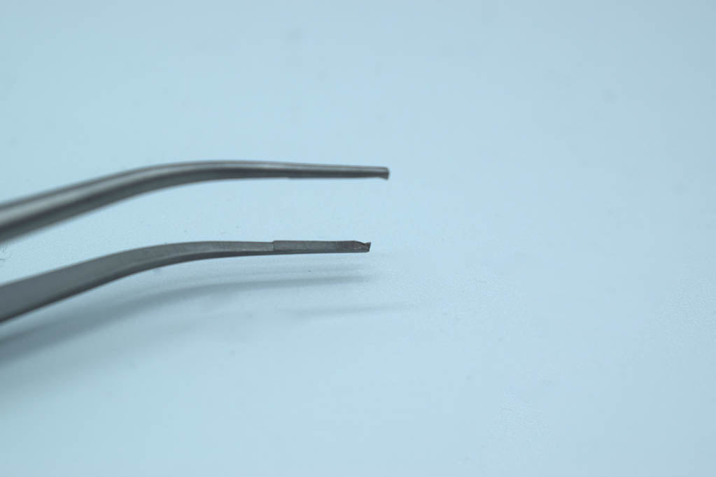 Fine Surgical Tweezers Curved COD 1012-18