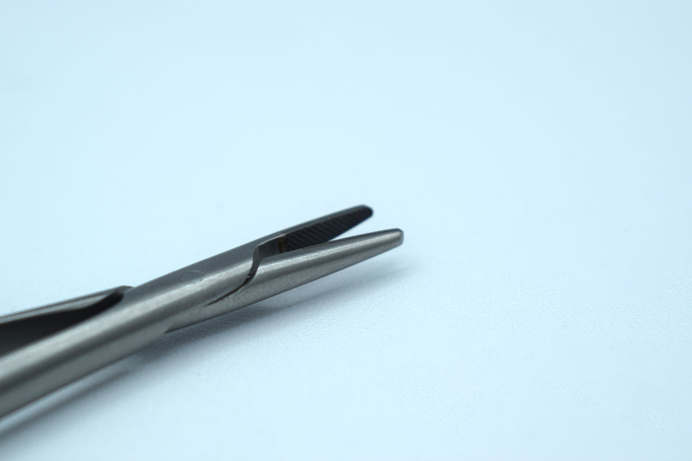 Castroviejo TC inset Round Handle Straight 18cm Needle Size 5-0,6-0,7-0,8-0,9-0,10-0 Cod 1004-25.